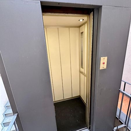 Purple House - Garibaldi Fs Apartment Milan Luaran gambar